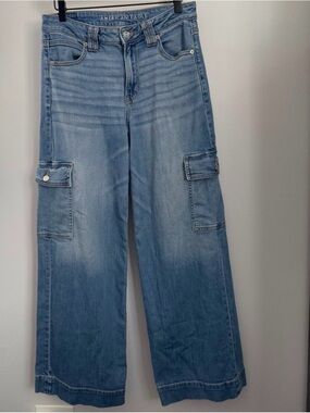 American Eagle Outfitters Light Blue Wide-Leg Cargo Jeans